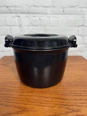 Pampered Chef Microwave Rice Cooker Plus 3 Quart